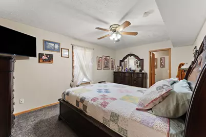33 E Washington Avenue, Hobart, IN 46342 - Photo 27