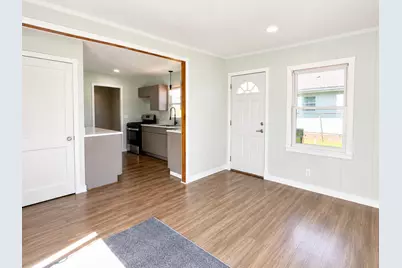 117 N Calumet Avenue, Michigan City, IN 46360 - Photo 9