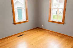 206 S 3rd St, Kentland, IN 47951 - Photo 9