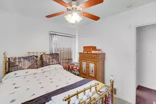 243 Taft Pl, Gary, IN 46404 - Photo 7