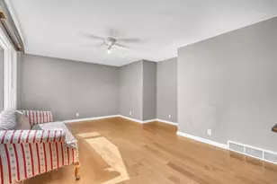 325 Cedar St NW, Demotte, IN 46310 - Photo 11