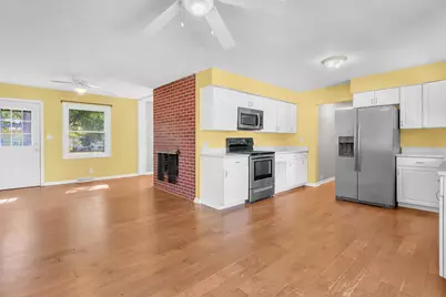 325 Cedar Street NW, Demotte, IN 46310 - Photo 9