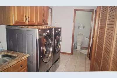218 W 700 N, Valparaiso, IN 46385 - Photo 23