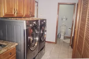218 W 700 N, Valparaiso, IN 46385 - Photo 23