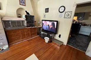 320 E 8th, Michigan City, IN 46360 - Photo 7