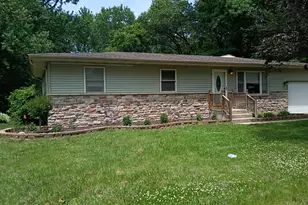 5470 Evergreen Ave, Portage, IN 46368 - Photo 1