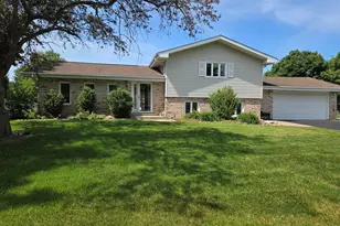 9134 Schafer Dr, Saint John, IN 46373 - Photo 1