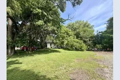 205 1/2 Nickle Plate Avenue, Valparaiso, IN 46383 - Photo 17