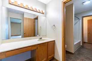 2564 Oakwood Dr, Crown Point, IN 46307 - Photo 19