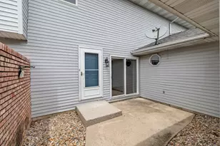2564 Oakwood Dr, Crown Point, IN 46307 - Photo 5