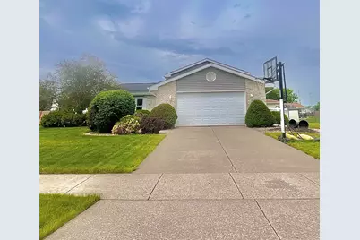 10622 Manor Drive, Saint John, IN 46373 - Photo 1