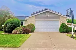 10622 Manor Dr, Saint John, IN 46373 - Photo 1