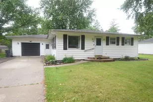 457 W Emmet Ave, Rensselaer, IN 47978 - Photo 1