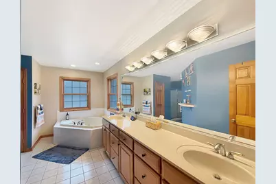 490 W 75 S, Valparaiso, IN 46385 - Photo 13