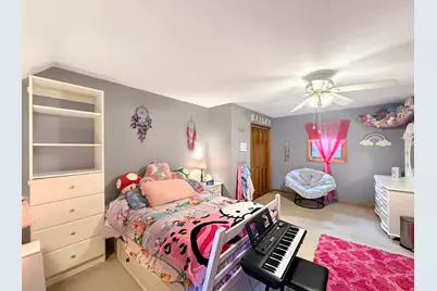 490 W 75 S, Valparaiso, IN 46385 - Photo 19