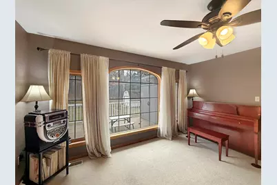 490 W 75 S, Valparaiso, IN 46385 - Photo 5