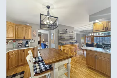 490 W 75 S, Valparaiso, IN 46385 - Photo 7