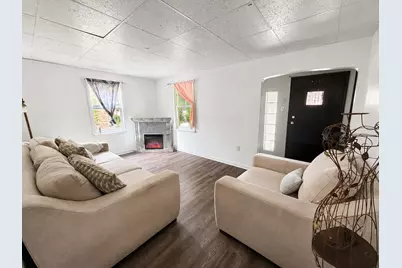 1033 E 45th Avenue, Gary, IN 46409 - Photo 3