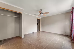 1021 Hamilton Pl, Gary, IN 46403 - Photo 17