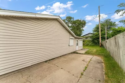 1021 Hamilton Place, Gary, IN 46403 - Photo 19