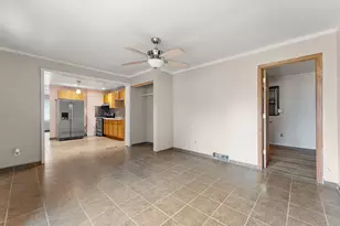 1021 Hamilton Pl, Gary, IN 46403 - Photo 7