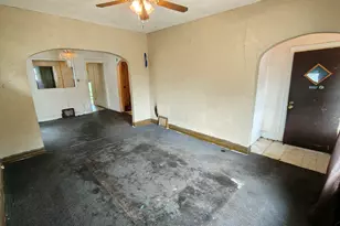 1154 Hendricks St, Gary, IN 46404 - Photo 7