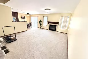 9793 Gettler St, Dyer, IN 46311 - Photo 3