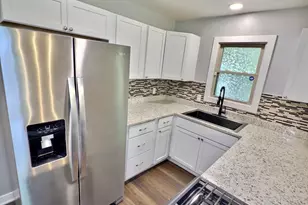 510 1st St, La Porte, IN 46350 - Photo 11