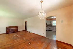 8570 Mattson Dr, Saint John, IN 46373 - Photo 19