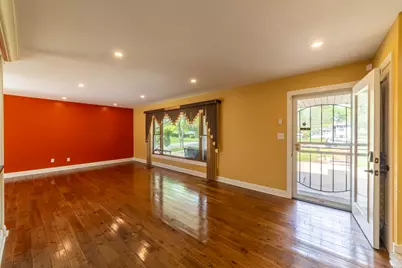 9619 Greenwood Avenue, Munster, IN 46321 - Photo 5