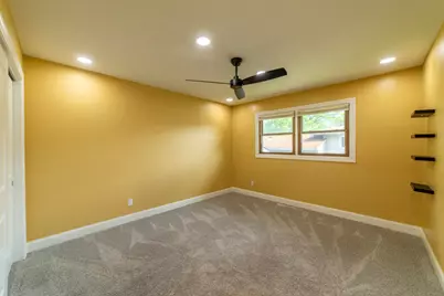 9619 Greenwood Avenue, Munster, IN 46321 - Photo 35