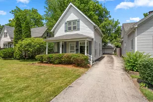 254 Park Ave, Valparaiso, IN 46383 - Photo 1