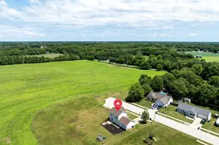 204 Walnut Crossing Dr, Walkerton, IN 46574 - Photo 49