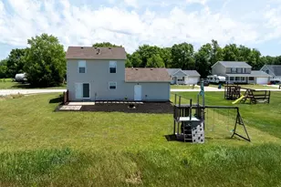 204 Walnut Crossing Dr, Walkerton, IN 46574 - Photo 37