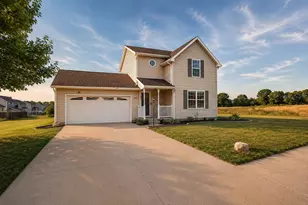 204 Walnut Crossing Dr, Walkerton, IN 46574 - Photo 1