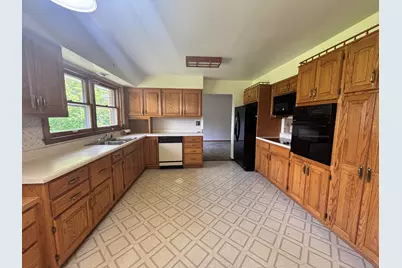 570 E Amsler Road, Rensselaer, IN 47978 - Photo 7