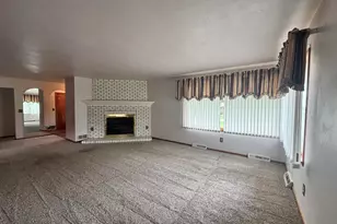 570 E Amsler Rd, Rensselaer, IN 47978 - Photo 3