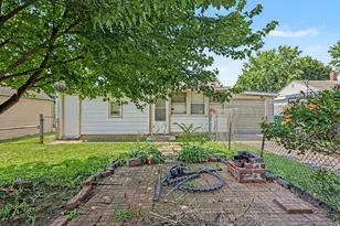 306 Oberreich St, La Porte, IN 46350 - Photo 3