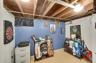 200 N Kelly St, Hobart, IN 46342 - Photo 19