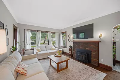 200 N Kelly Street, Hobart, IN 46342 - Photo 7