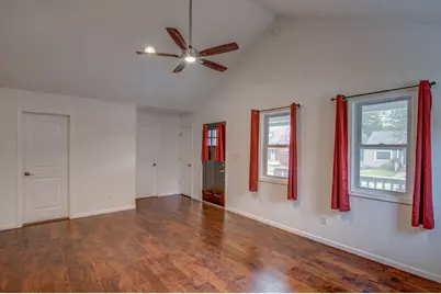 902 Institute Street, Valparaiso, IN 46383 - Photo 11