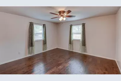 902 Institute Street, Valparaiso, IN 46383 - Photo 23