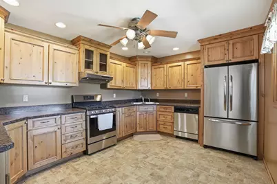 613 E Ash Place, Griffith, IN 46319 - Photo 5