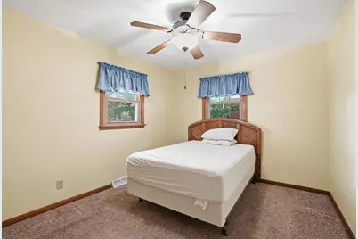 613 E Ash Place, Griffith, IN 46319 - Photo 9