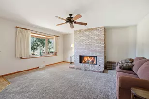 613 E Ash Pl, Griffith, IN 46319 - Photo 3