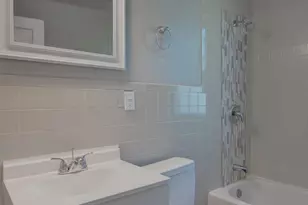 2228 Washington St, Gary, IN 46407 - Photo 9