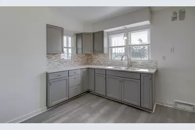 1450 W 35th Avenue, Gary, IN 46408 - Photo 9