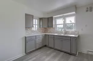1450 W 35th Ave, Gary, IN 46408 - Photo 9