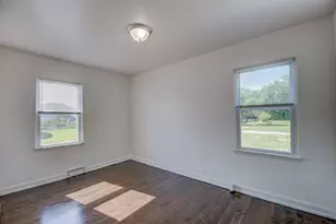 1450 W 35th Ave, Gary, IN 46408 - Photo 17