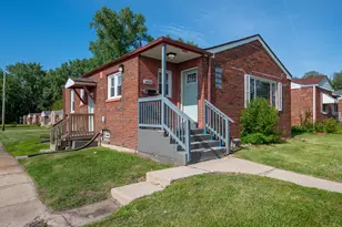 1450 W 35th Ave, Gary, IN 46408 - Photo 1